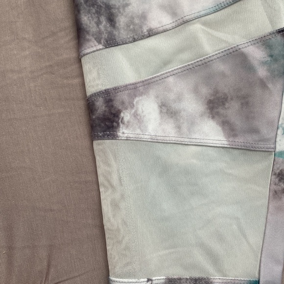 Tone it up leggings - Picture 3 of 5